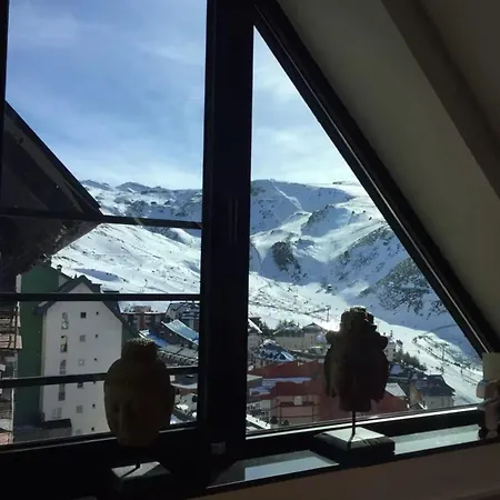 Con Dos Y Hasta Seis Personas Con Vistas Especiales * Sierra Nevada